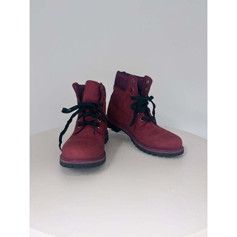 Timberland burgundy women's boots, like new